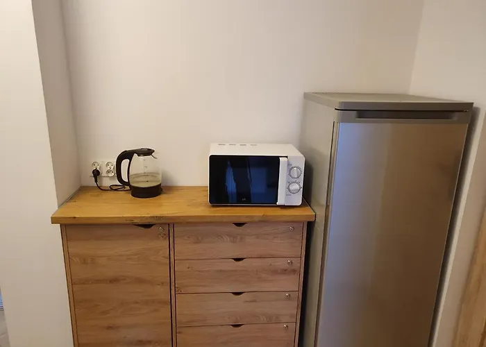 Hostel Mleczna - Metro Zacisze