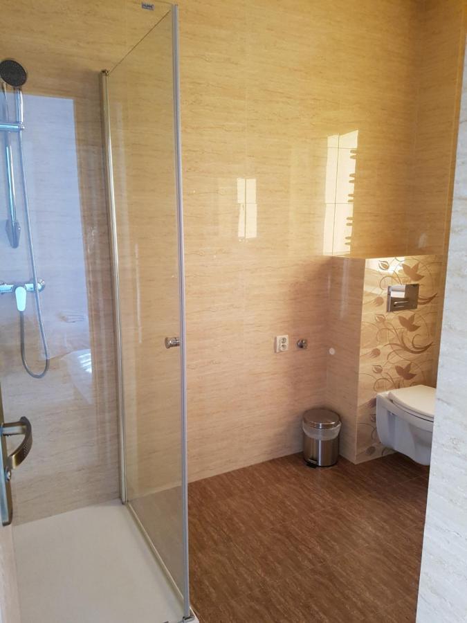Mleczna - Metro Zacisze Hostel Warsaw