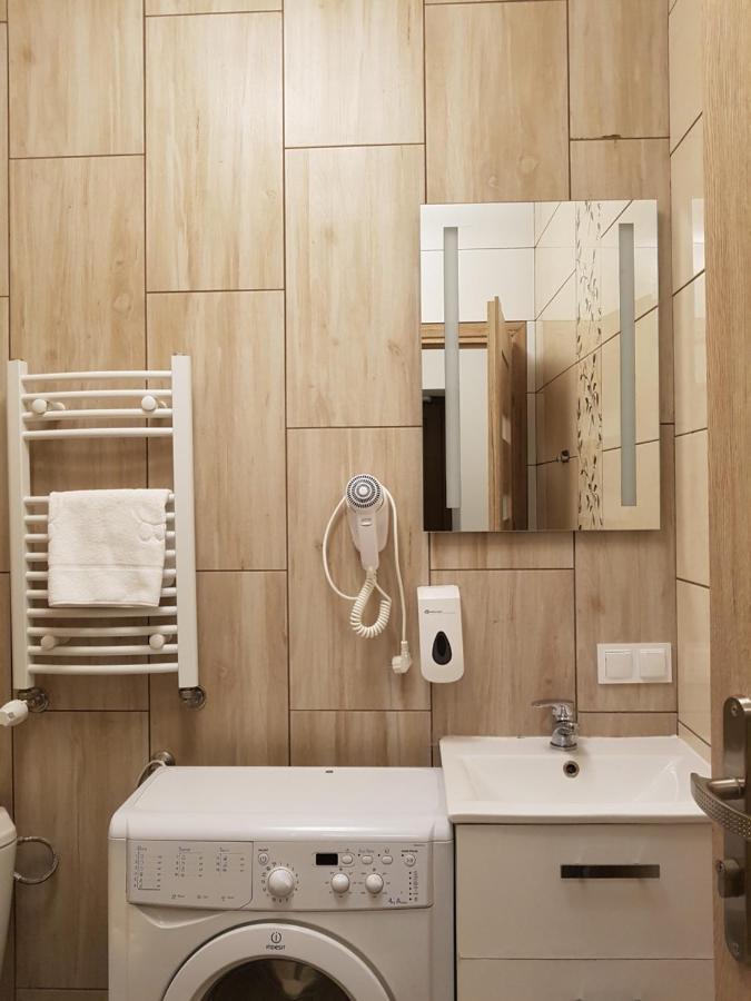 Hostel Mleczna - Metro Zacisze Warsaw