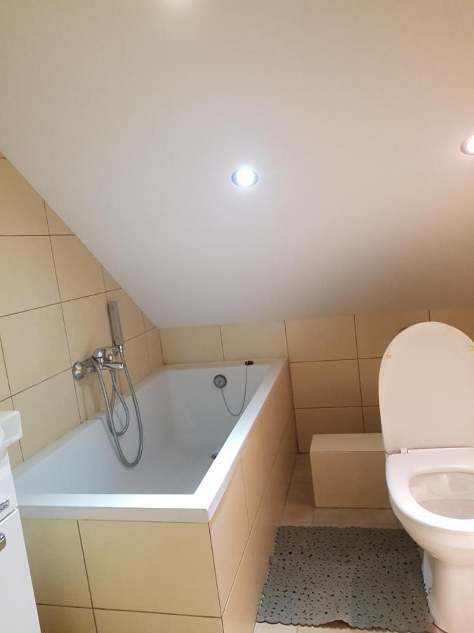 Mleczna - Metro Zacisze Hostel Warsaw